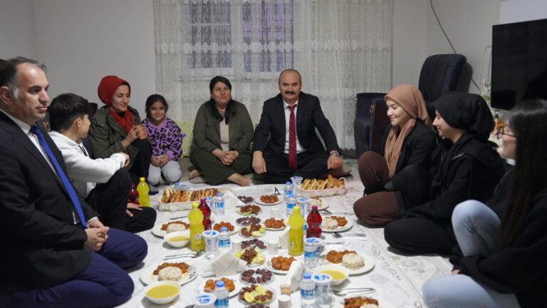 İftarı Seyitler mahallesinde açtılar