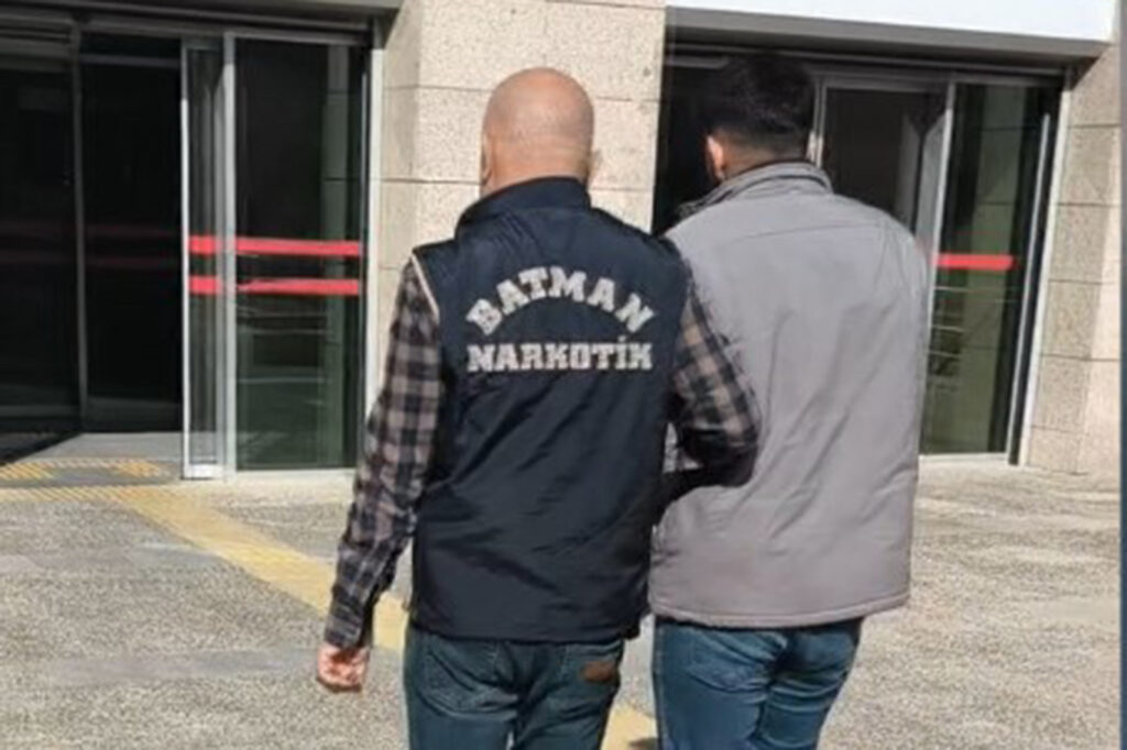 Uyuşturucu satıcısı tutuklandı