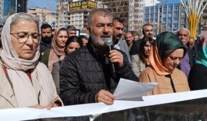 Halepçe katliamını andılar