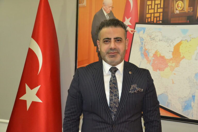 MHP’de bayramlaşma