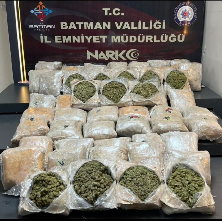 Zehir tacirleri tutuklandı!