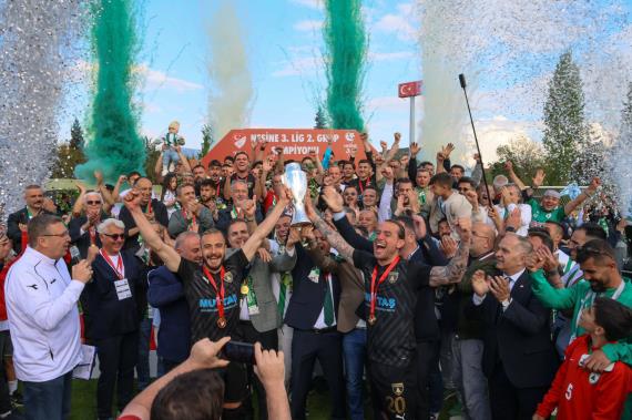 BATMANLI BAŞKAN’IN TAKIMI MUĞLA SPOR ŞAMPİYONLUK KUPASINI ALDI