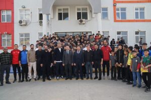 VEYSEL KARANİ’DE SPORDA BAŞARI KONFERANSI