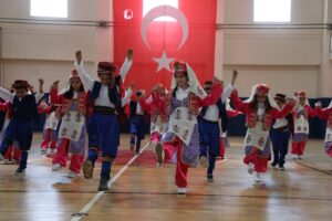 ANTİK KENTE 23 NİSAN COŞKUSU