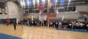 11 İLDEN 386 BİLEK GÜREŞÇİSİ SPORCUYU AĞIRLADI
