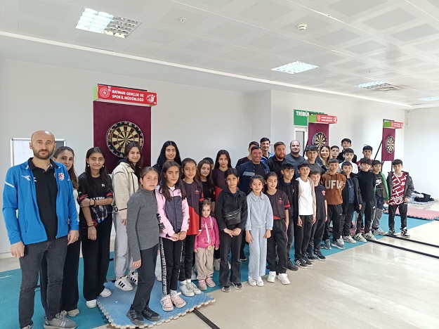 ÇOCUKLARA ÖZEL DART ŞAMPİYONASI