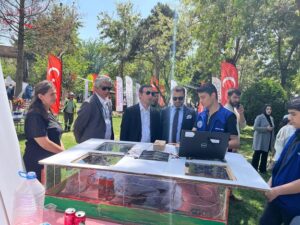 GENÇLİKTEN ‘ROBOTİK VE KODLAMA’ ŞENLİĞİ