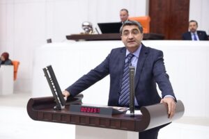 “Tarihsel eşiği ancak hep beraber aşabiliriz”