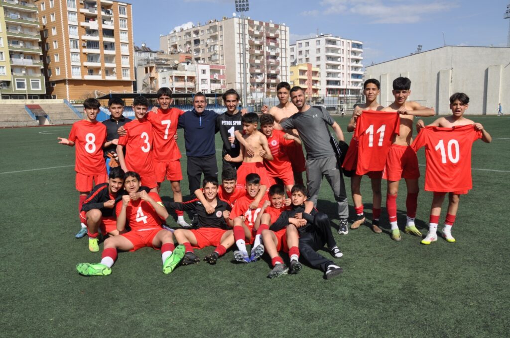 Petrolspor U14 Namağlup Bölge Şampiyonu
