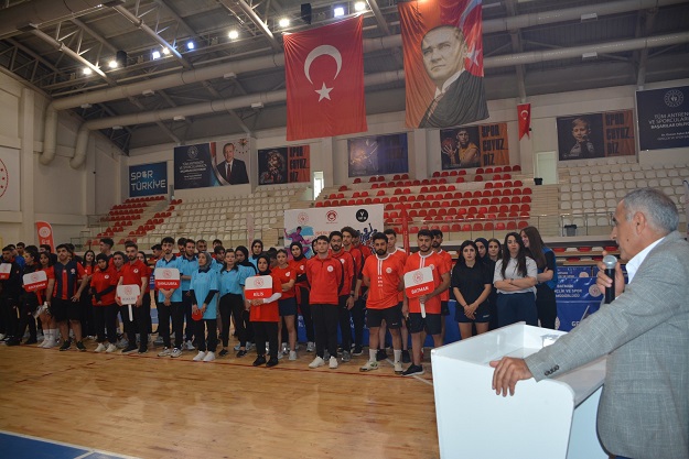 MASA TENİSİ YURTLİG GRUP MAÇLARI BAŞLADI