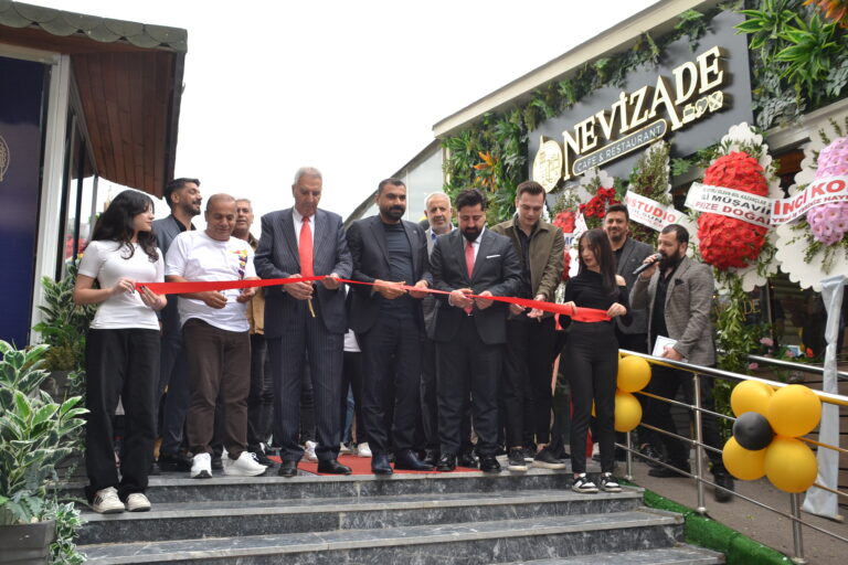 Nevizade’den görkemli açılış