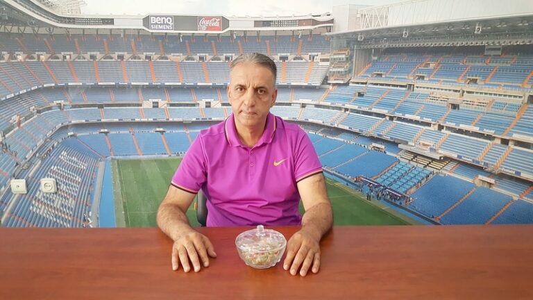 “MARTILAR BAŞKASININ ARTIKLARIYLA BESLENİR”