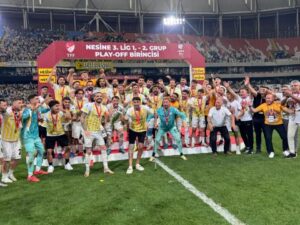 Nesine 2. Lig’e Yükselen Muş Spor Kulübü, Kupasını Aldı