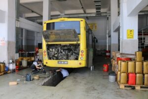 OTOBÜSLER KÖŞE BUCAK TEMİZLENİYOR