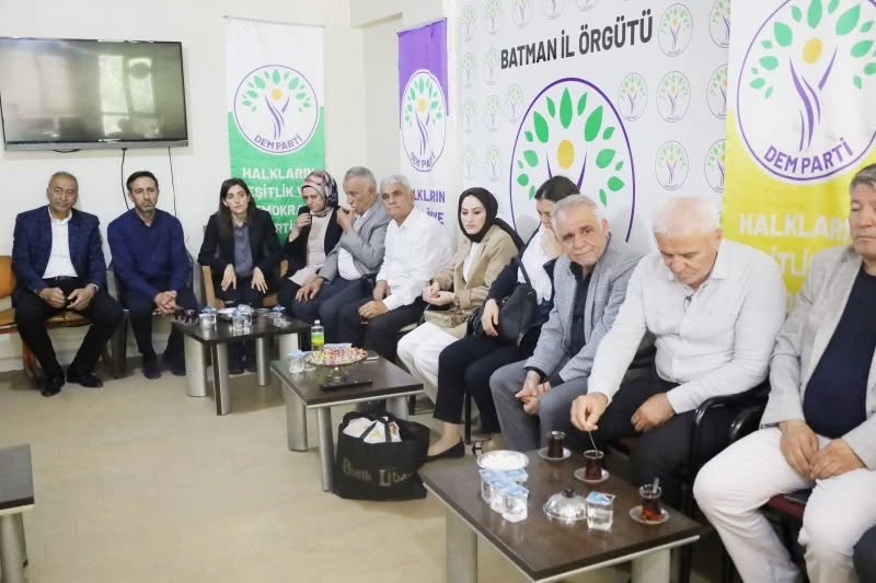 CHP’liler, DEM Parti’ye başsağlığı diledi