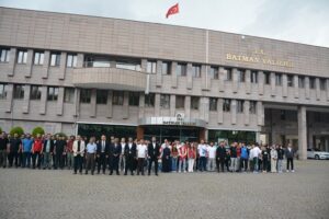 GENÇLİK HAFTASI YAĞMURDA YÜRÜYÜŞLE BAŞLADI