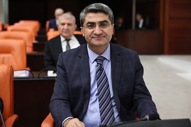 “HUKUK HERKES IÇIN GEÇERLI OLMALI”