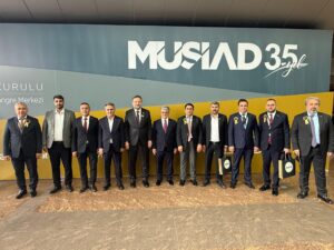 Genel Kurula Özdemir de katıldı