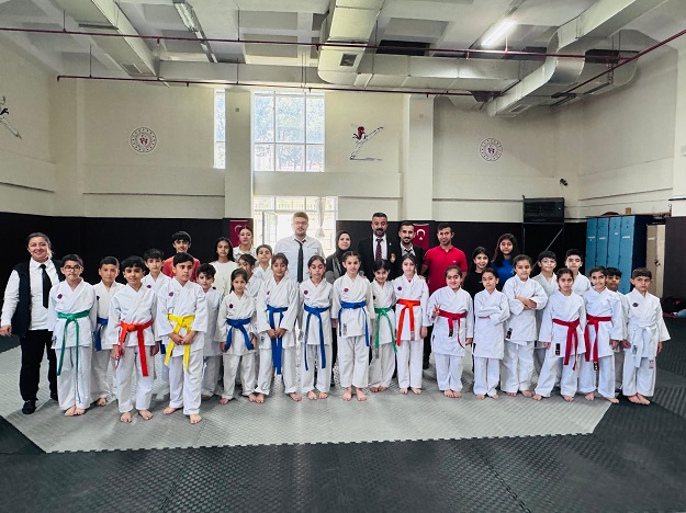 KARATE’NİN MİNİK ŞAMPİYONLARI BELLİ OLDU