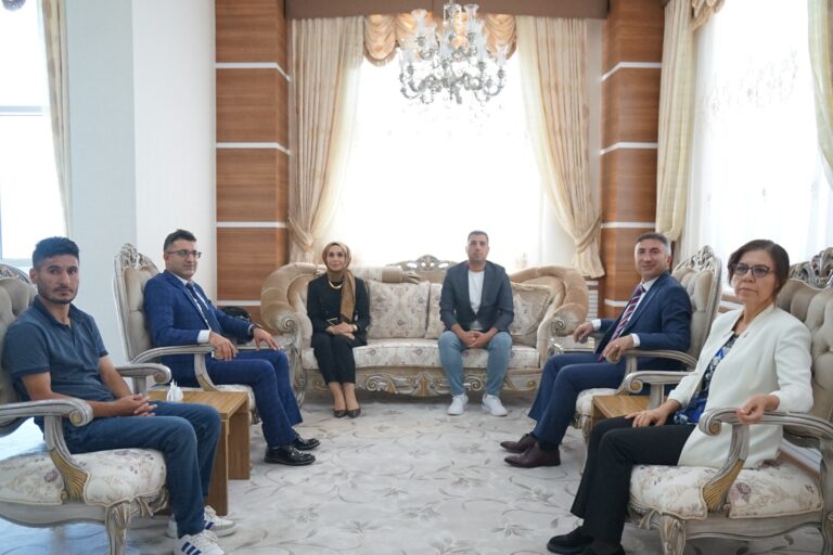 Üni-Per-Sen’den Rektör Demir’e ziyaret