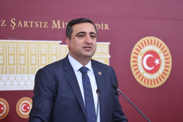 MİLLETVEKİLİ RAMANLI’DAN BATMAN’IN İL OLUŞU KUTLAMA MESAJI