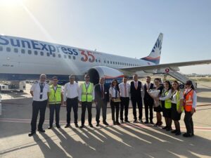 BATMAN-İZMİR HATTINDA SUNEXPRESS SEFERLERİ BAŞLADI