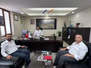 Başkan Cihad Altun’dan Tapu Müdürü’ne Ziyaret