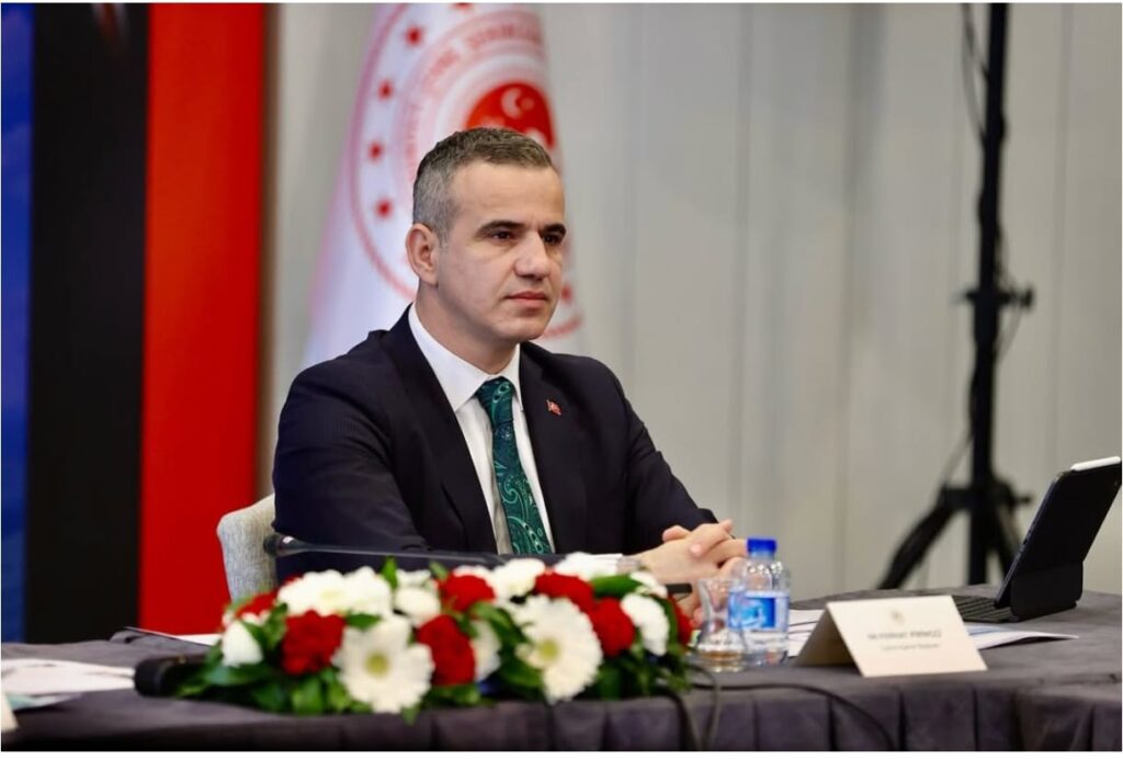 Batmanlı akademisyene önemli görev