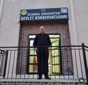 SEDAT ÇELEBİSOY’DAN ZAMANSIZ BİR YORUM: “KULAKLARIN ÇINLASIN” NETD MÜZİK’TE YAYINDA!
