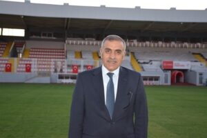 Batman Şehir Stadyumu Şampiyonunu Bekliyor