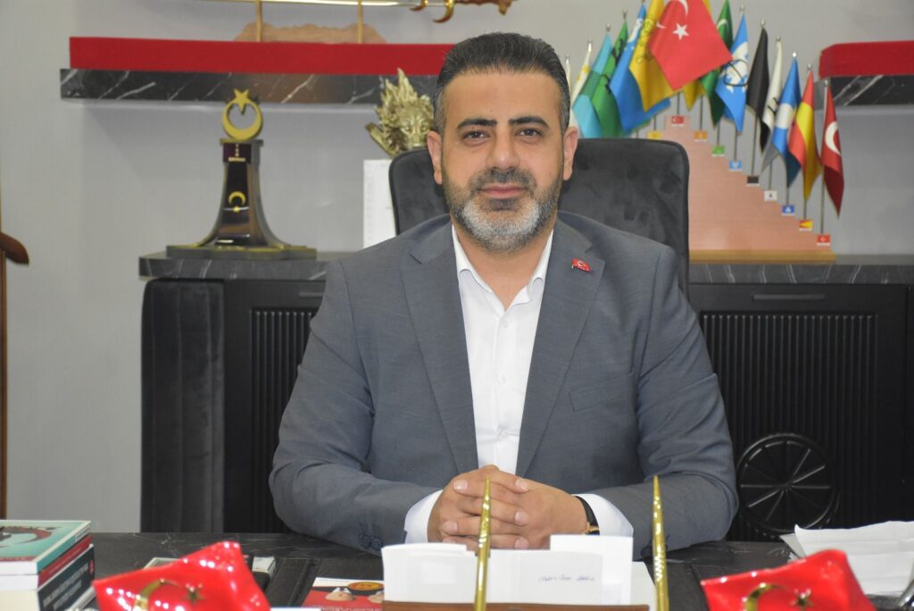 “KÜRT, TÜRK VE ARAP HALKLARI OMUZ OMUZA İSLAM SANCAĞINI DALGALANDIRDI”