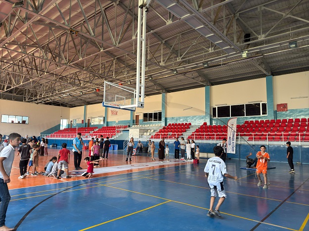 Önce Camiye Sonra Spor Salonuna