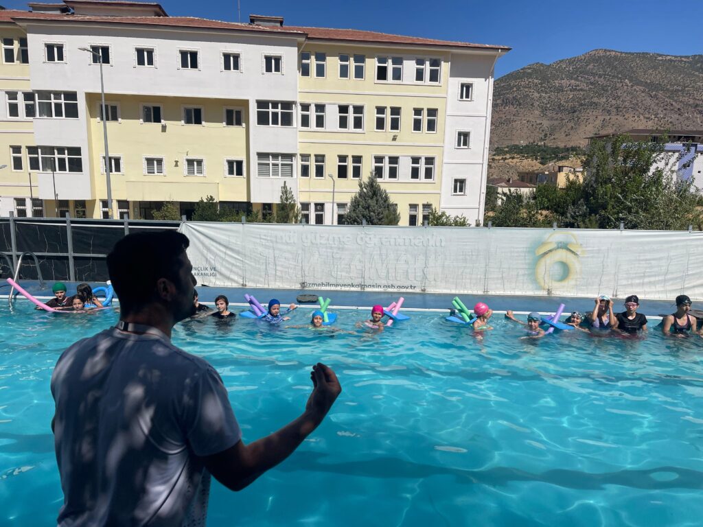 SASON’DA YÜZME BAŞVURULARI 2’YE KATLANDI