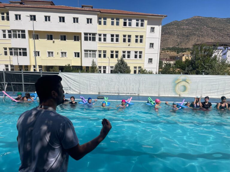 SASON’DA YÜZME BAŞVURULARI 2’YE KATLANDI