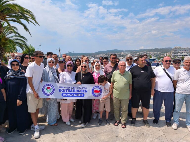 ​EĞİTİM-BİR-SEN ÜYELERİ ROMA’DAYDI