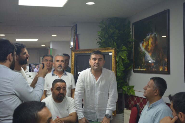 TİMOKLULAR TURNUVAYI KUTLADI