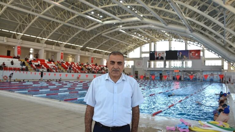 “CUMHURİYET GENÇLERİN OMUZLARINDA YÜKSELECEK”