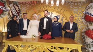 TÜZÜN VE BİLİZ AİLELERİNİN MUTLU GÜNÜ