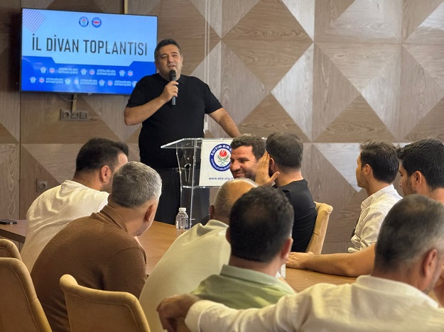 Eğitim-Bir-Sen Batman Şubesi İl Divan Toplantısı Gerçekleştirildi