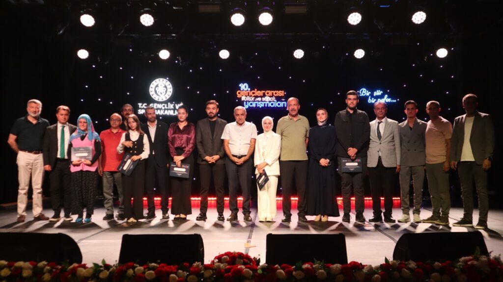 GELECEĞİN ŞAİRLERİ BATMAN’DA BULUŞTU!