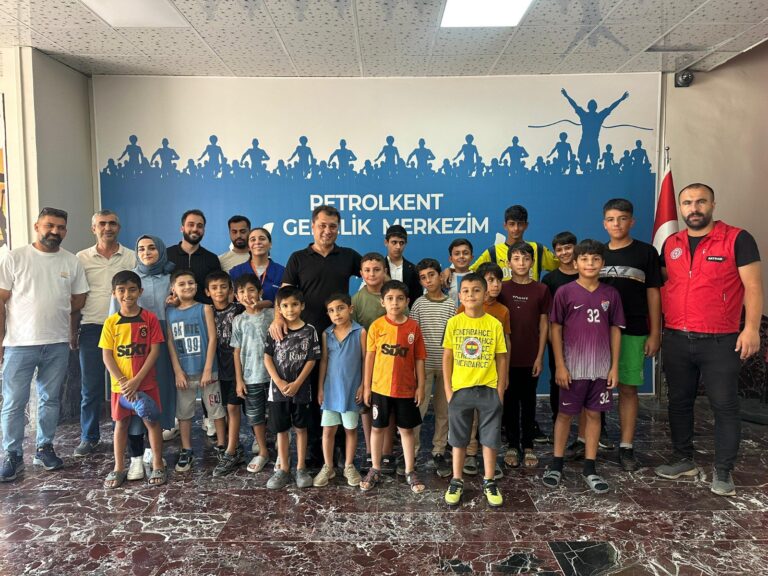 Batman’da Gençlik Merkezleri Yaz Okulları Coşkuyla Tamamlandı