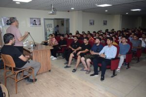 YURTTA “UYUM VE İLETİŞİM” SEMİNERİ