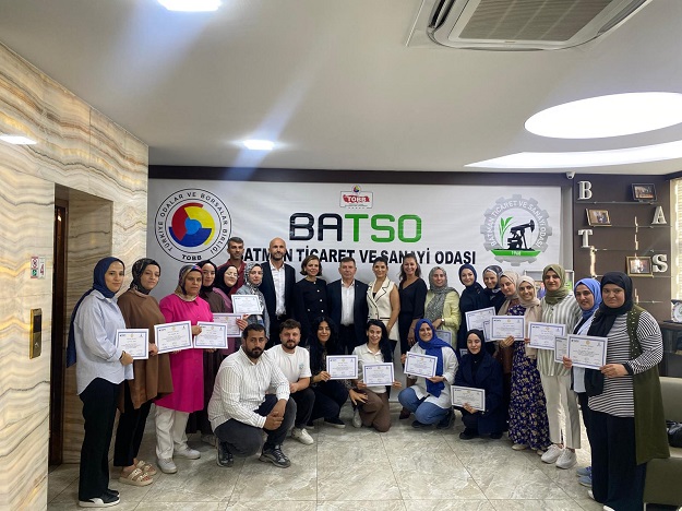 BATSO’DAN İŞİTME ENGELLİ KADINLARA SAĞLIK VE HAK EĞİTİMİ