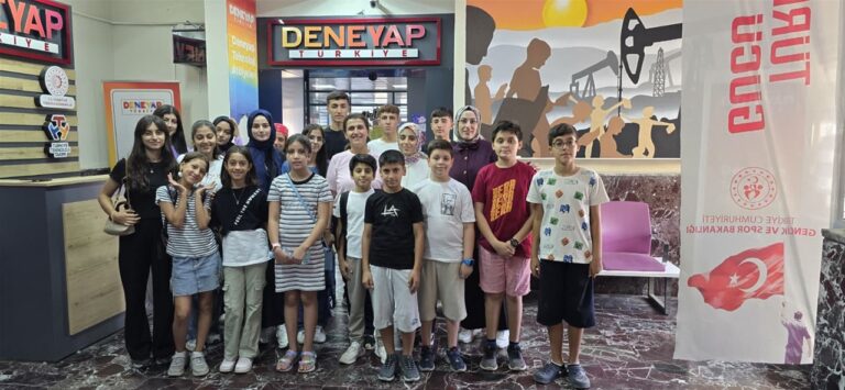 DENEYAP ATÖLYESİNDE PROJE ŞENLİĞİ