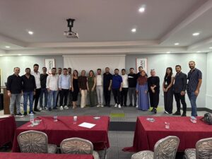 BATMAN’DA DİŞ HEKİMLERİNE ÖZEL TME, BRUKSİZM VE BOTOX EĞİTİMİ DÜZENLENDİ