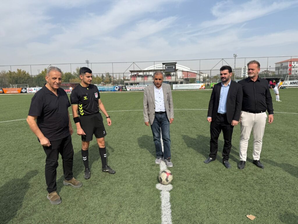 AMATÖR LİG ÖZPERK’İN VURUŞUYLA BAŞLADI