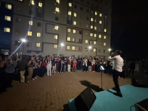 ÖĞRENCİLERE ‘HOŞ GELDİNİZ’ KONSERİ