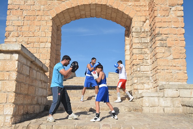 MALABADİ KÖPRÜSÜ’NDE BOKS MAÇI!