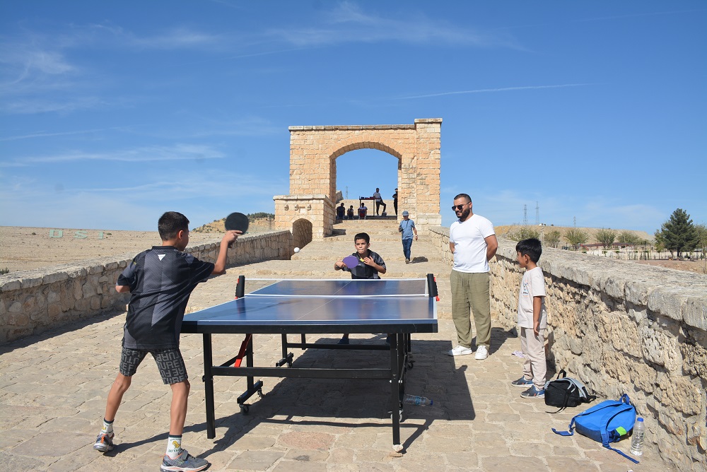 RAKETLER TARİHİ MALABADİ KÖPRÜSÜNDE SALLANDI