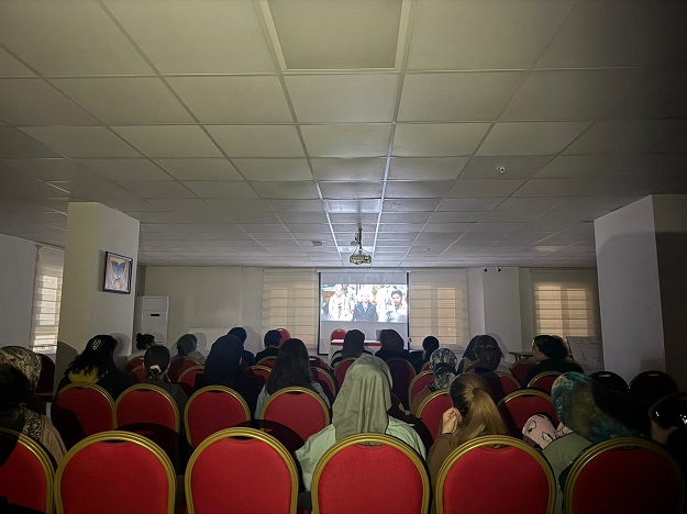 BATMAN’DA YURT ÖĞRENCİLERİNE SİNEMA KEYFİ